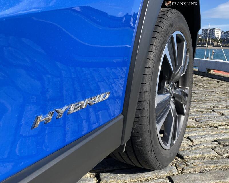 LEXUS UX 250H